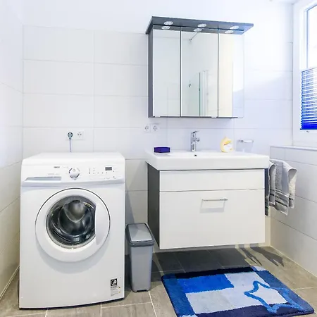 Simon Seefeld Apartment